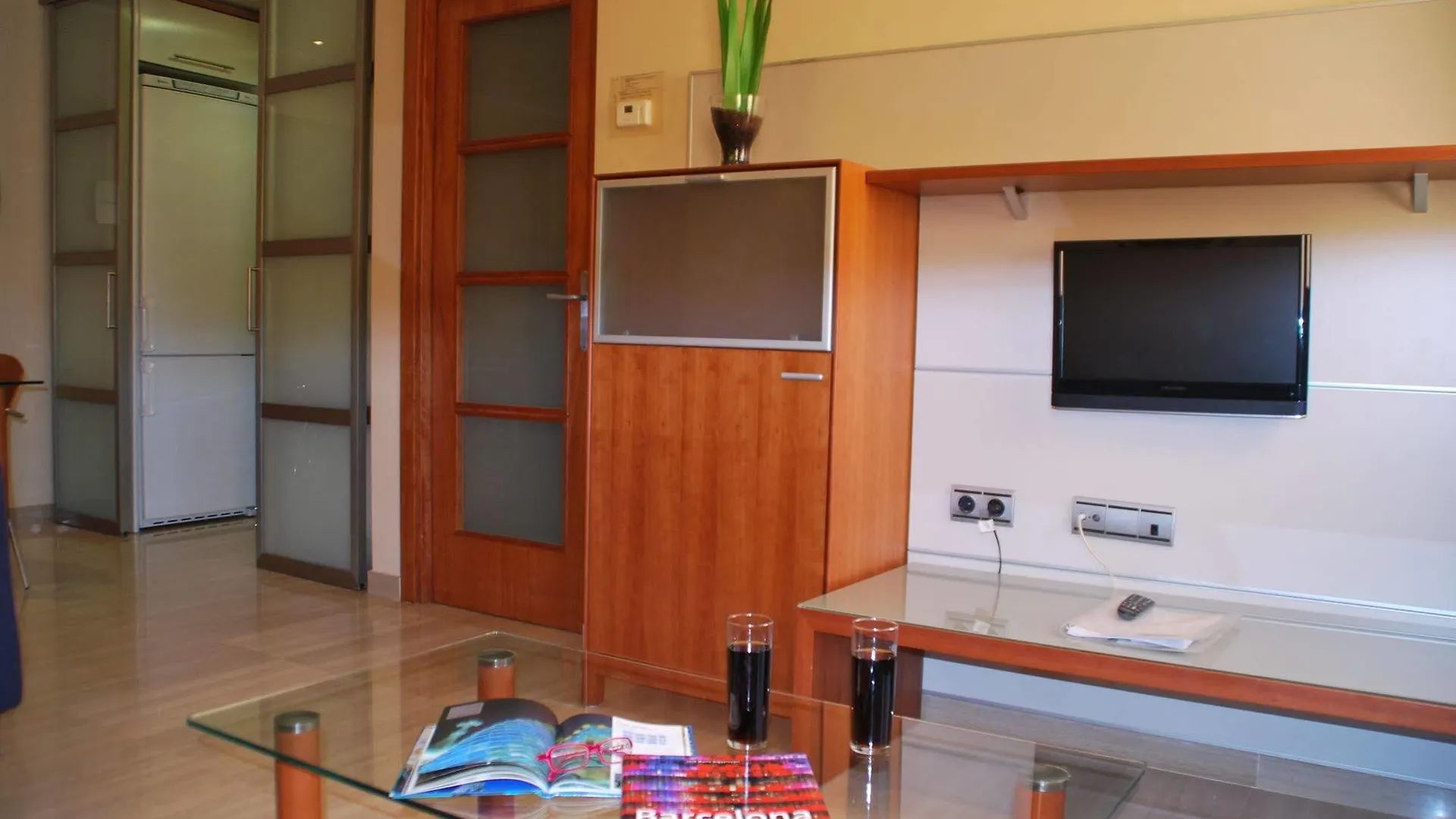 Apartaments Arago565 Барселона