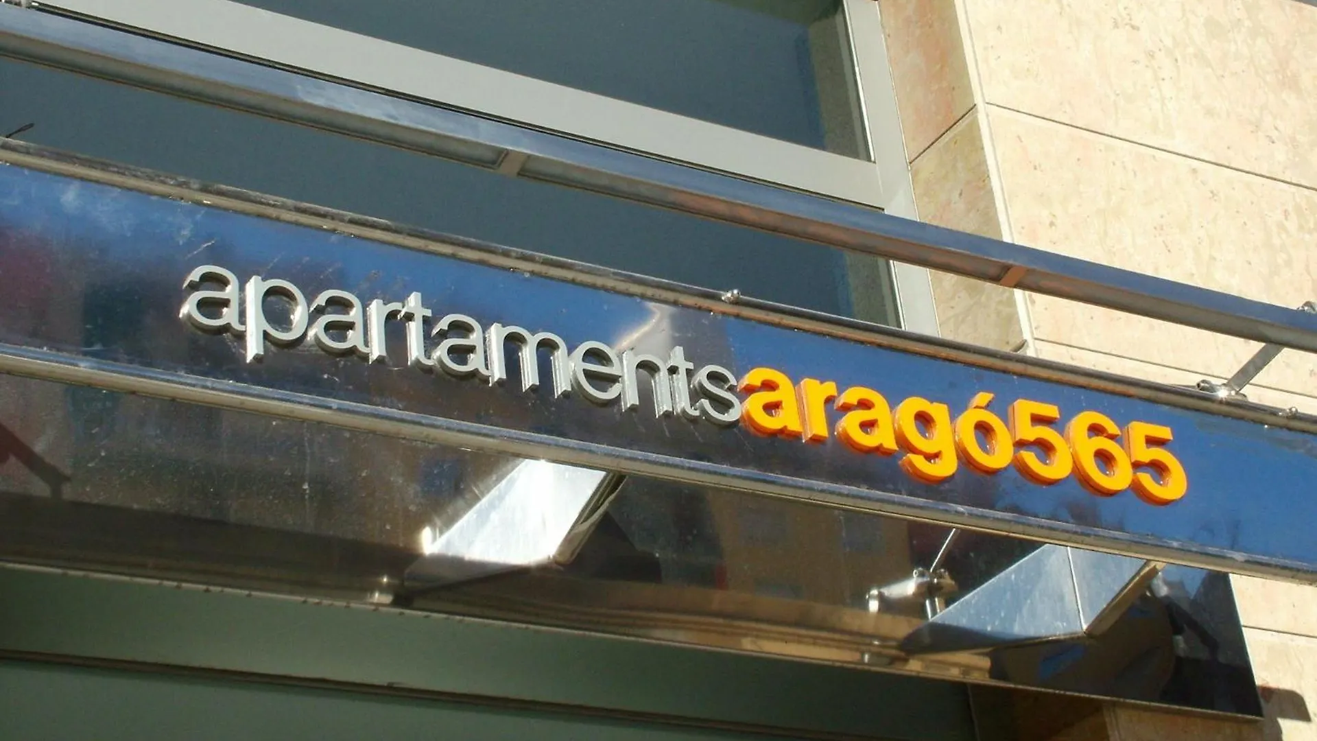 Aparthotel Apartaments Arago565 Barcelona